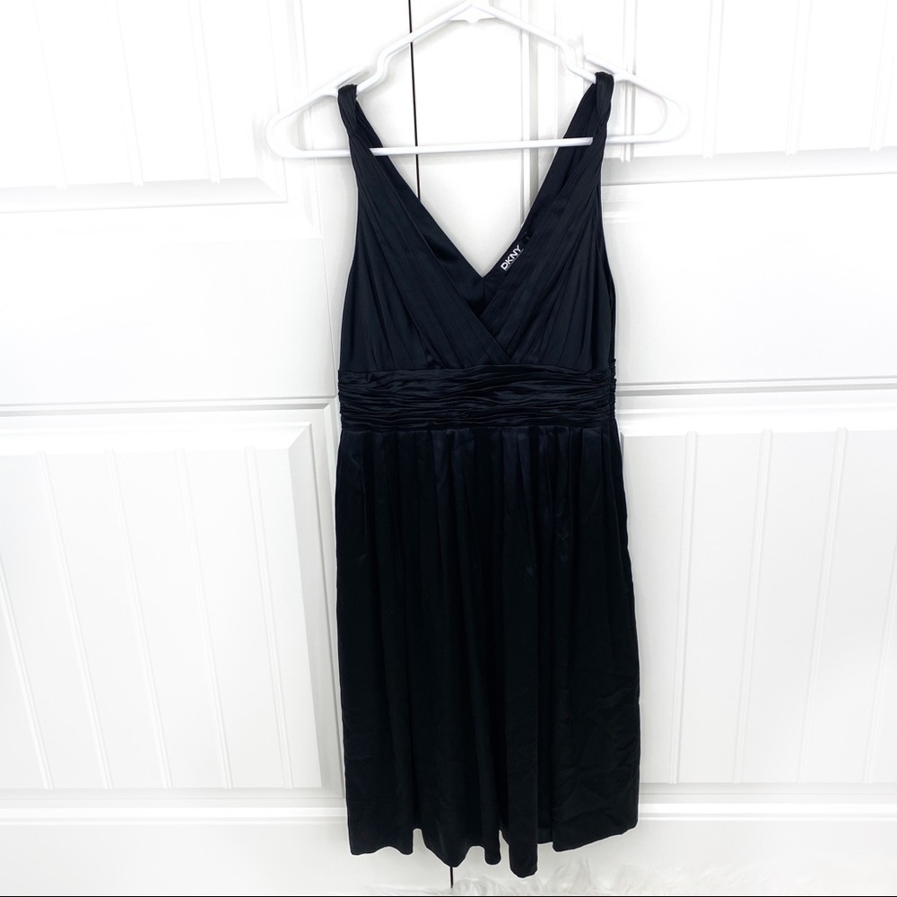 DKNY Silk Twist Shoulder Shirred Cocktail Dress 0
